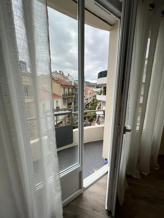Ciel De Cannes 0*,